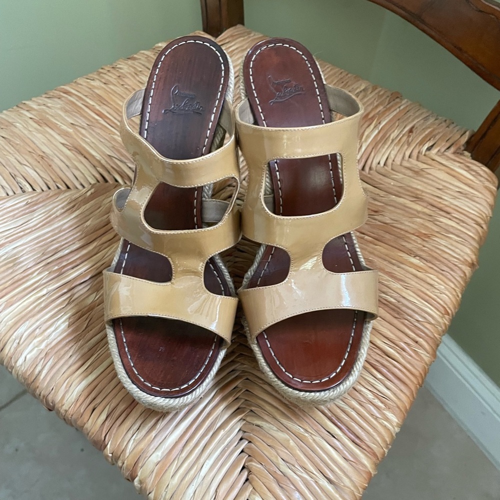 Christian Louboutin Beige Patent Sandals
